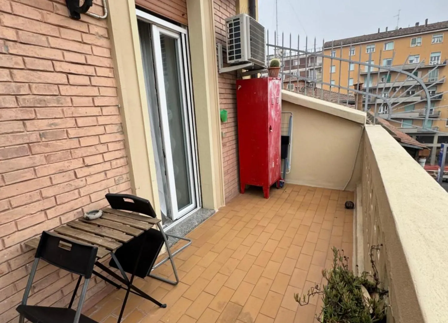 Central And Cosy Apartament Bologna Italia
